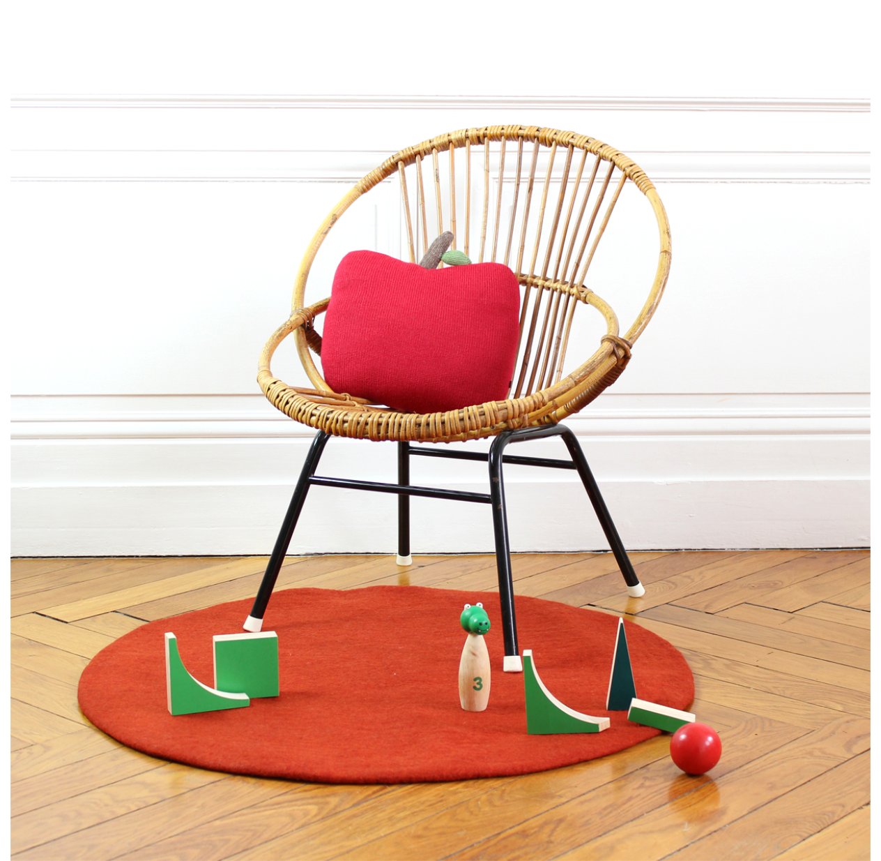 Fauteuil en rotin piétement métal