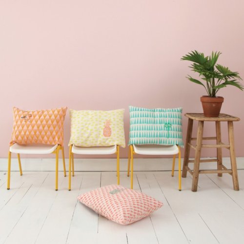 Coussin brodé Ananas