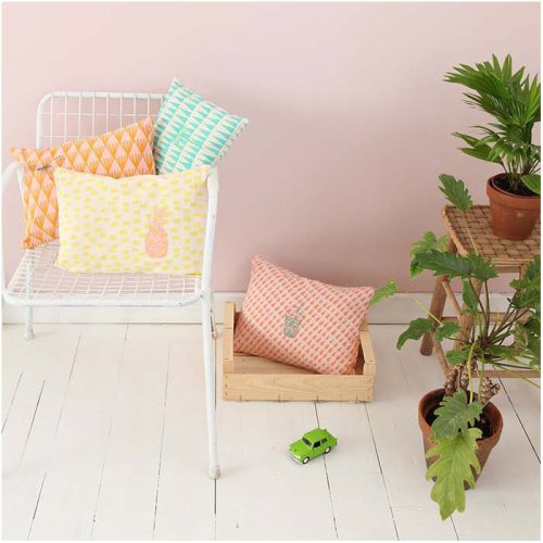 Coussin brodé Ananas