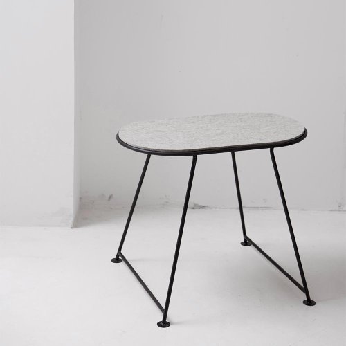Table Capsule en feutre - Gris clair