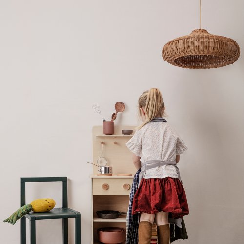 Suspension en rotin tressé