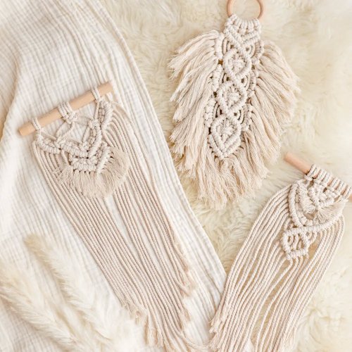DIY Tenture Plume en macramé Risha