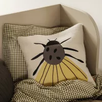 Coussin Brodé Papillon