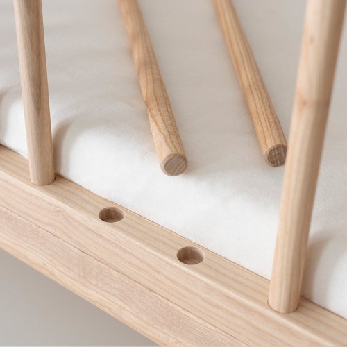 Lit bébé évolutif Caravan - Frêne