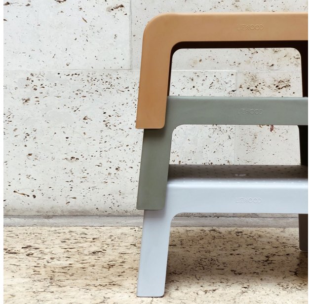 Tabouret Marche Pied Ulla Kaki Liewood Pour Chambre Enfant Les Enfants Du Design