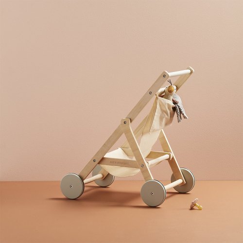 Poussette pour poupée en bois
