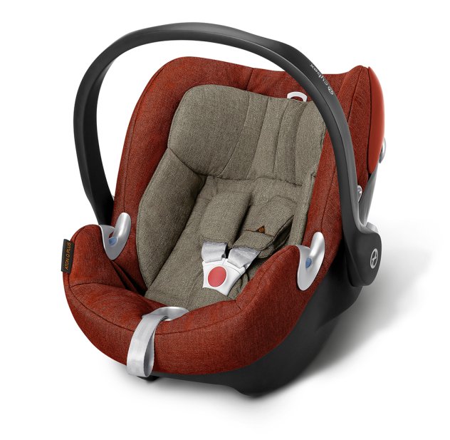 Cybex atonQ Plus + サワベビー AtonQ Cybex atonQ Plus + サワベビー Cybex atonQ Plus + サワベビー