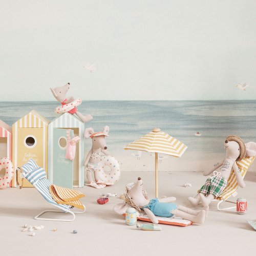 Souris Petite Soeur et sa Cabine de Plage