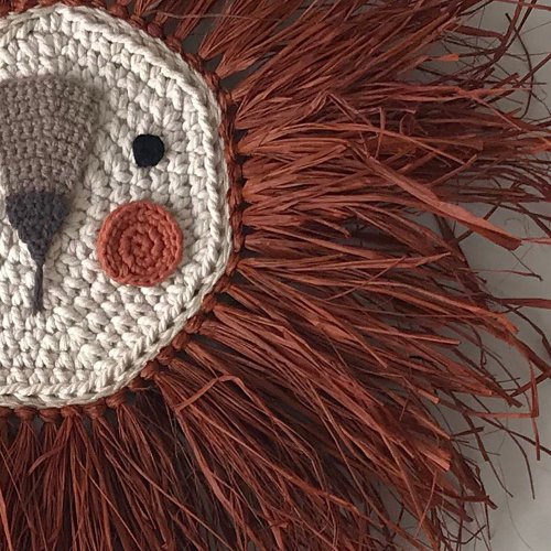 Tête de lion en raphia - Rouge