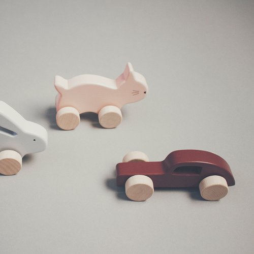 Jouet en bois voiture Elena - Bordeaux