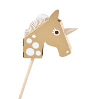 Tête de licorne en carton