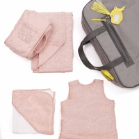 Pack valise de maternité Nuages - Rose
